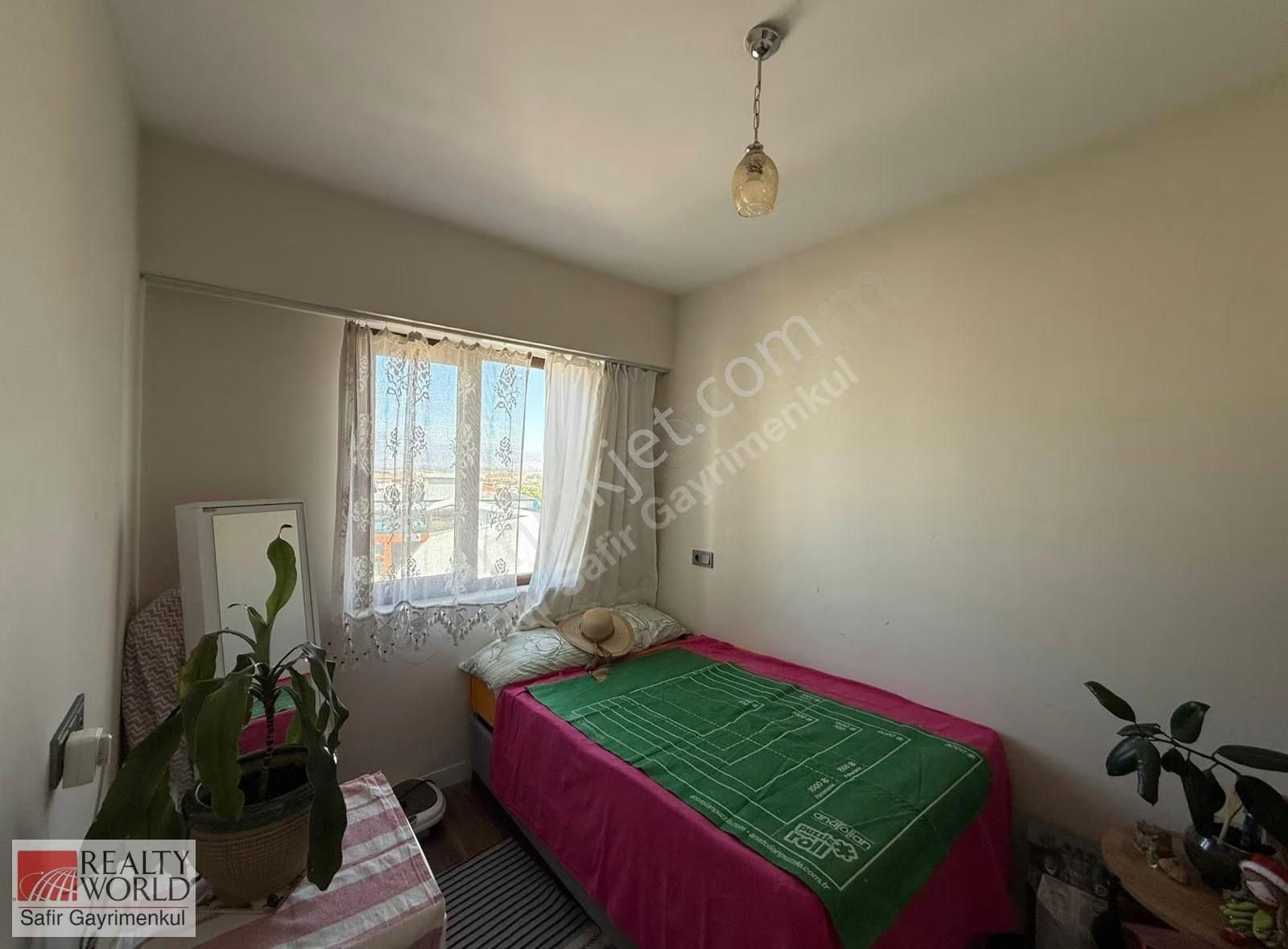 Şemikler'de Ara Kat 2+1 Açık Mutfaklı Kiralık Daire - Görsel 11