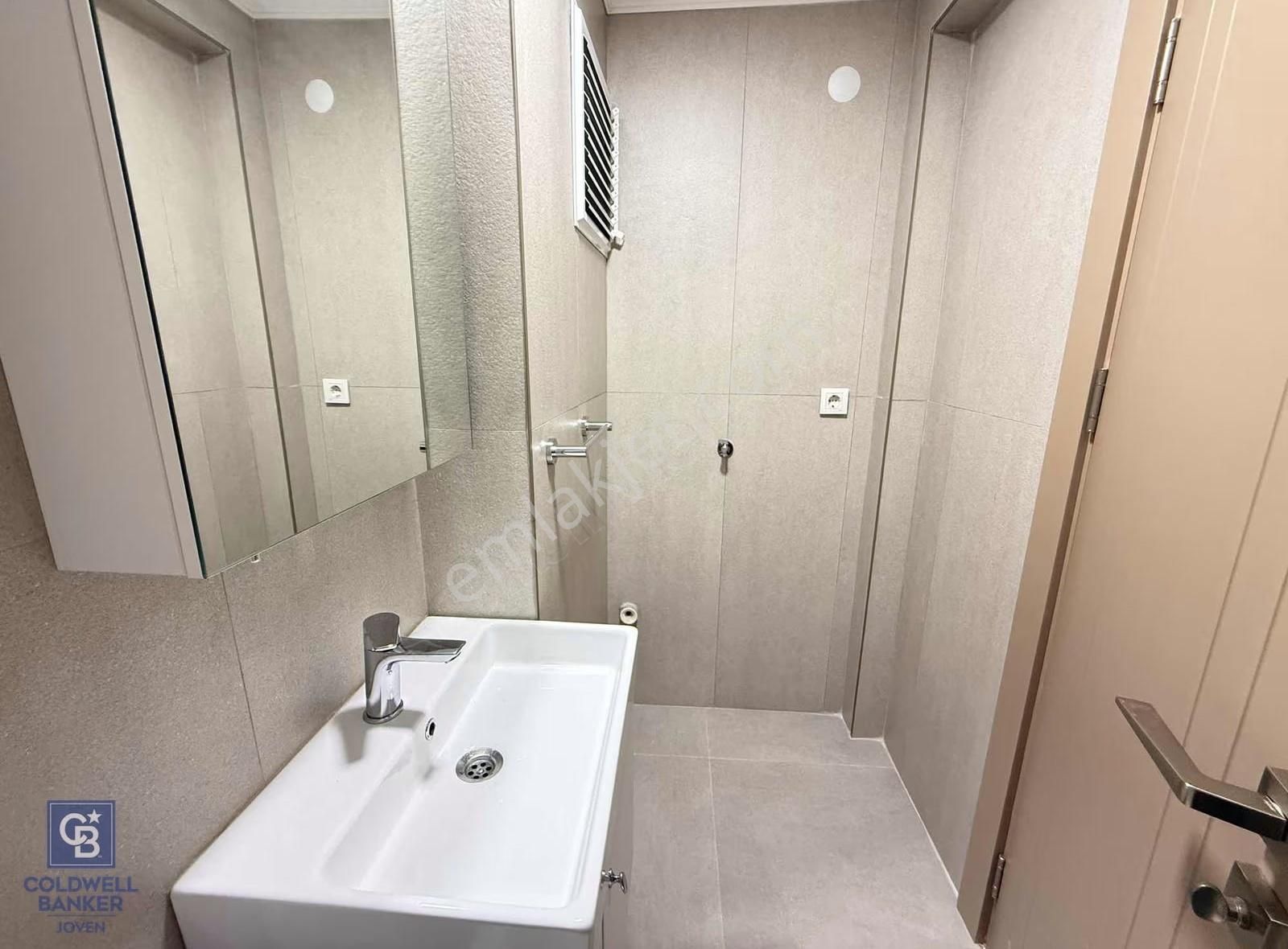 Ankara Anıttepe'te Kiralık Merkezi Konumda 3+1 Daire - Görsel 16