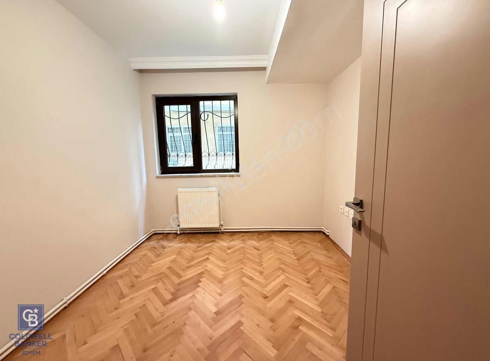 Ankara Anıttepe'te Kiralık Merkezi Konumda 3+1 Daire - Görsel 24