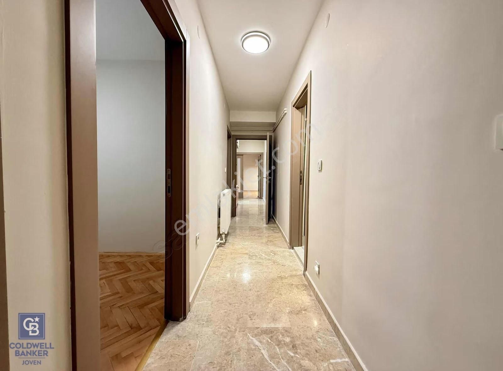 Ankara Anıttepe'te Kiralık Merkezi Konumda 3+1 Daire - Görsel 32