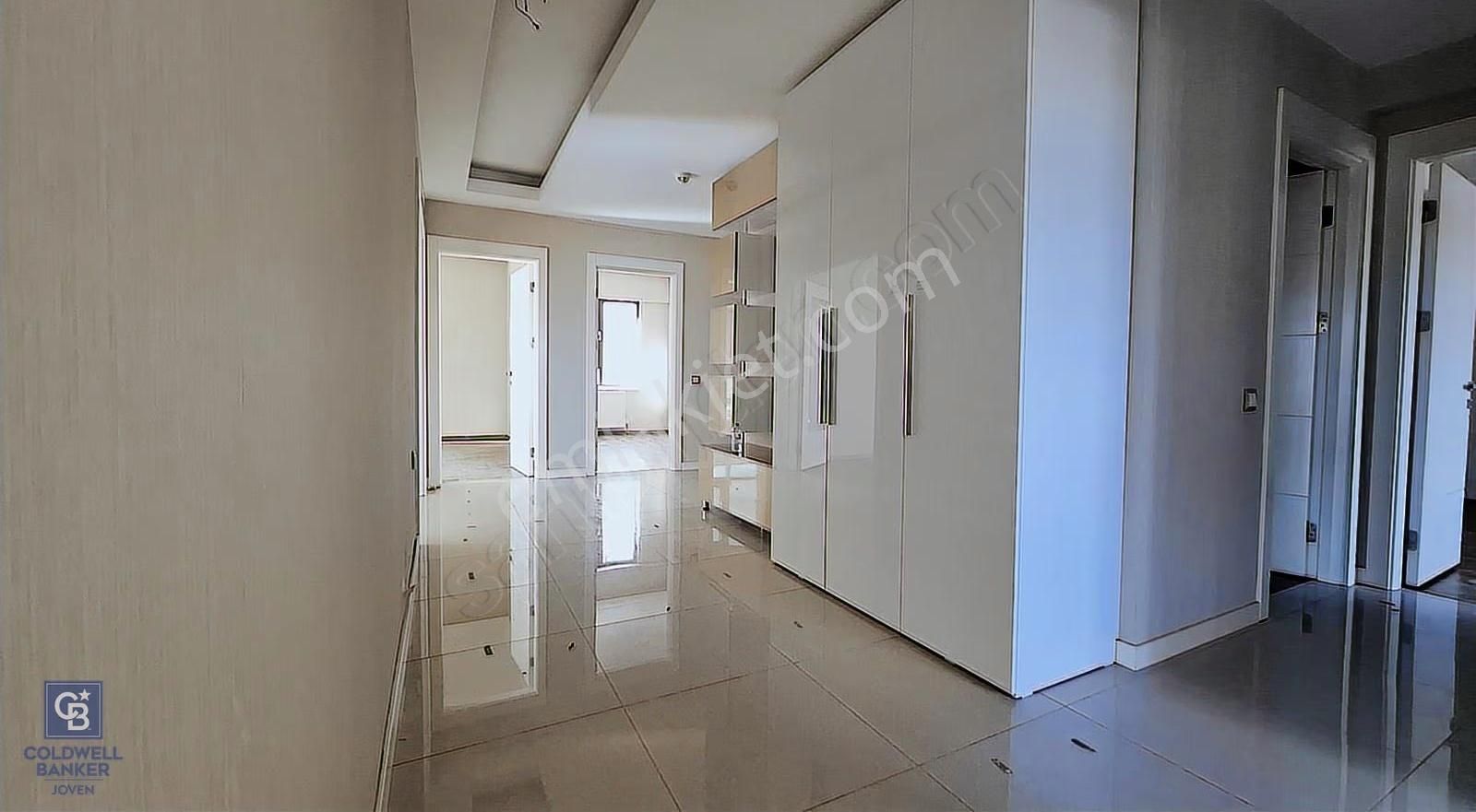 Cumhuriyet Mahallesi Metroya Adım Mesafe 4+1 Kiralık Daire - Görsel 7