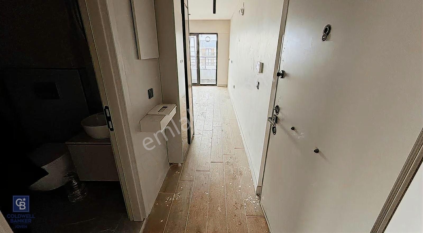 Taşpınar Da Asansörlü Ara Katta Balkonlu 1+1 Lüx Yapı - Görsel 12