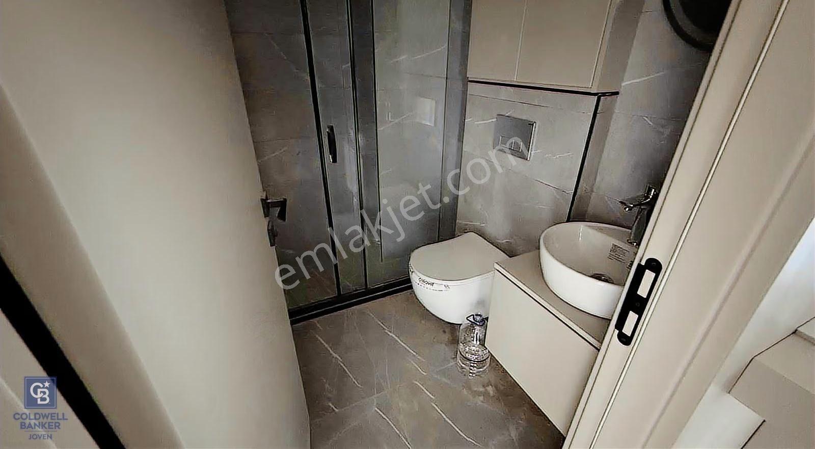 Taşpınar Da Asansörlü Ara Katta Balkonlu 1+1 Lüx Yapı - Görsel 4