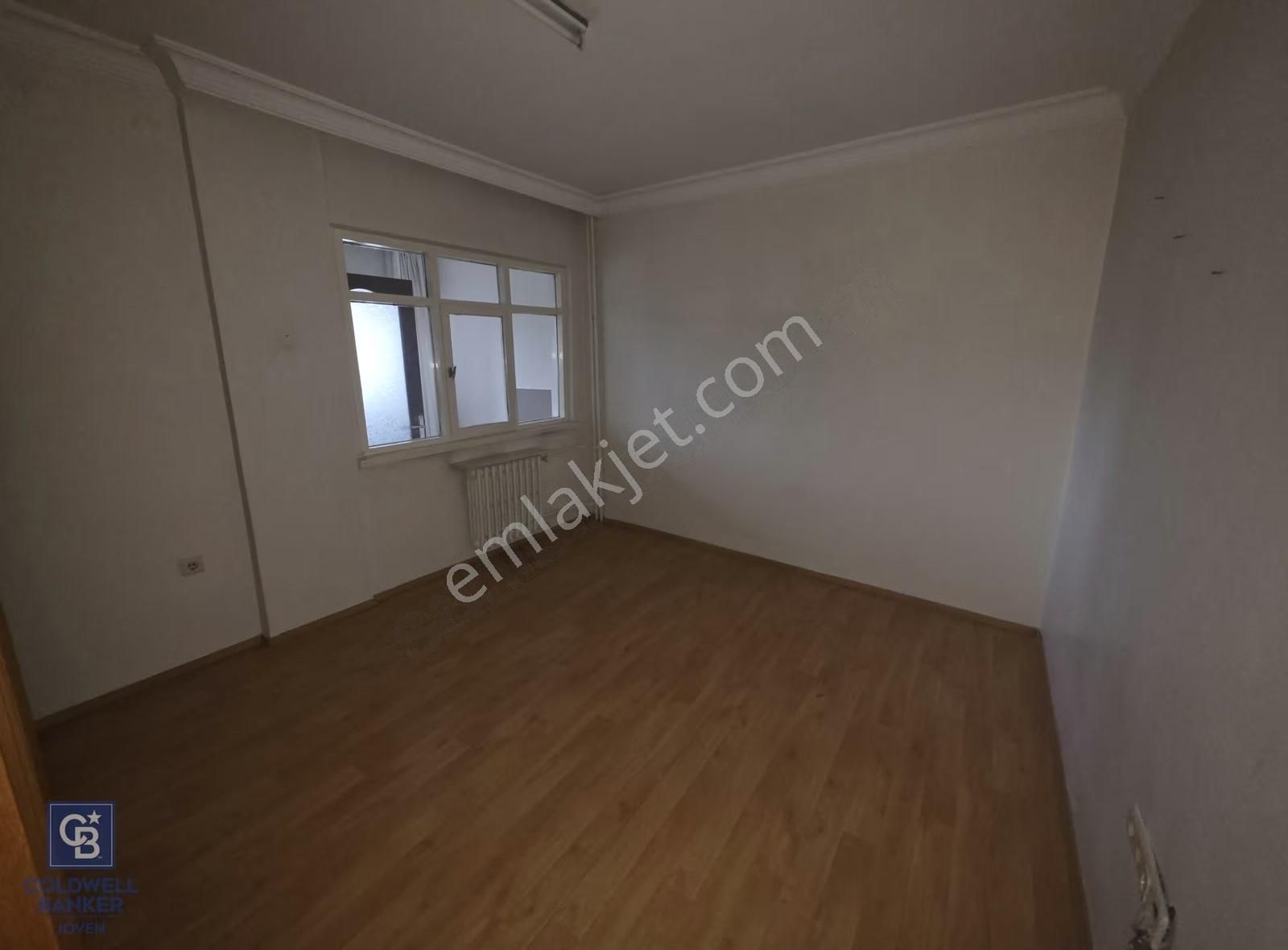 Söğütözü'nde Emsan Sitesinde Kiralık 3+1 Daire - Görsel 34