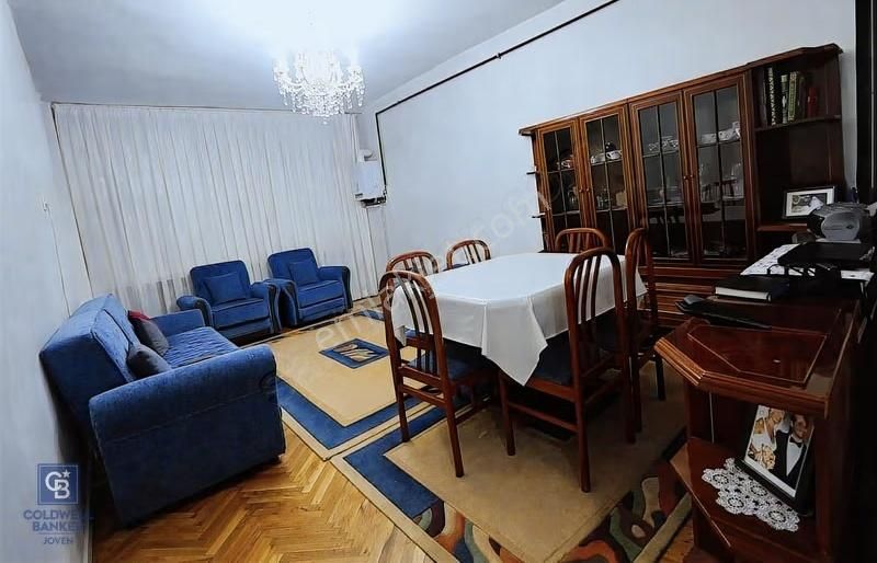 Şenlik Mah.de 2+1 Giriş Kat Metroya Yakın Yatırıma Uygun Daire