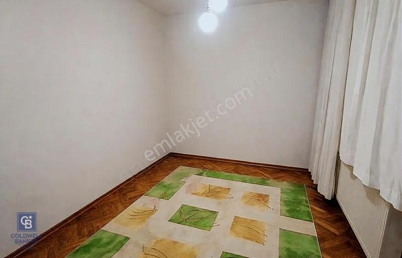 Şenlik Mah.de 2+1 Giriş Kat Metroya Yakın Yatırıma Uygun Daire - Görsel 6