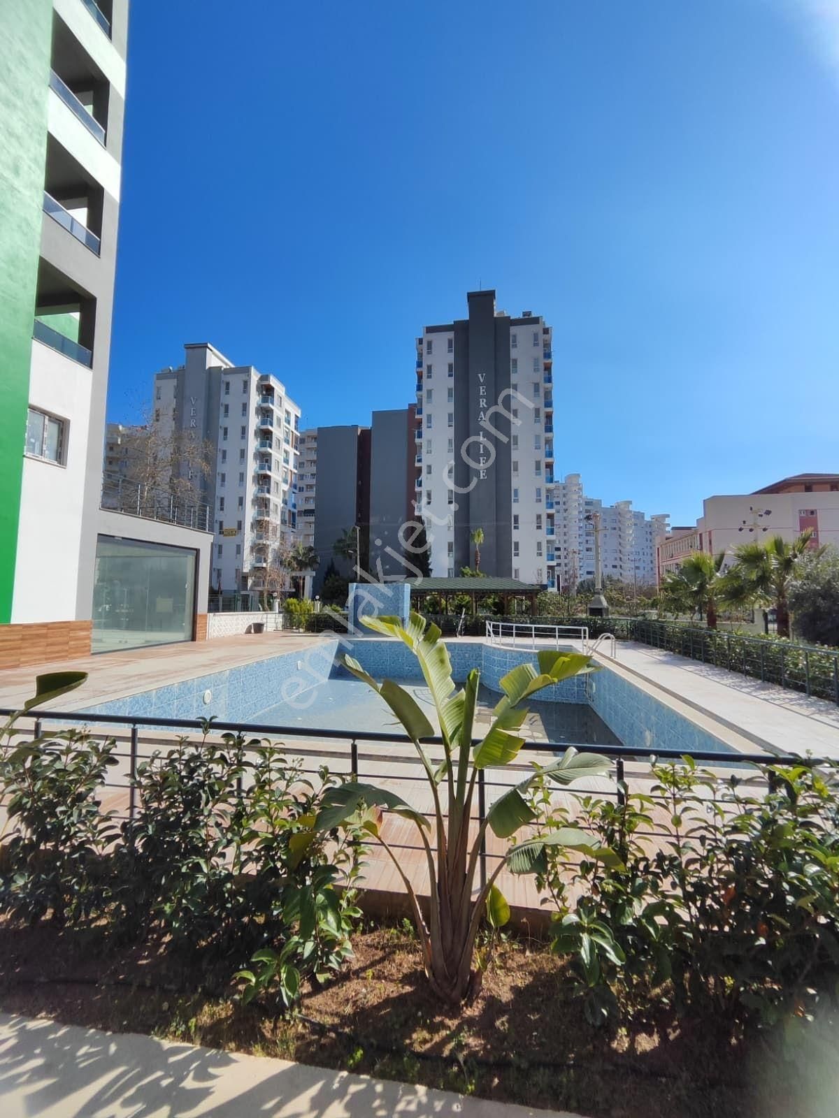 Thor'dan Satılık Erdemli'de 2+1 Full Eşyalı Ultra Lüks Daire! - Görsel 13