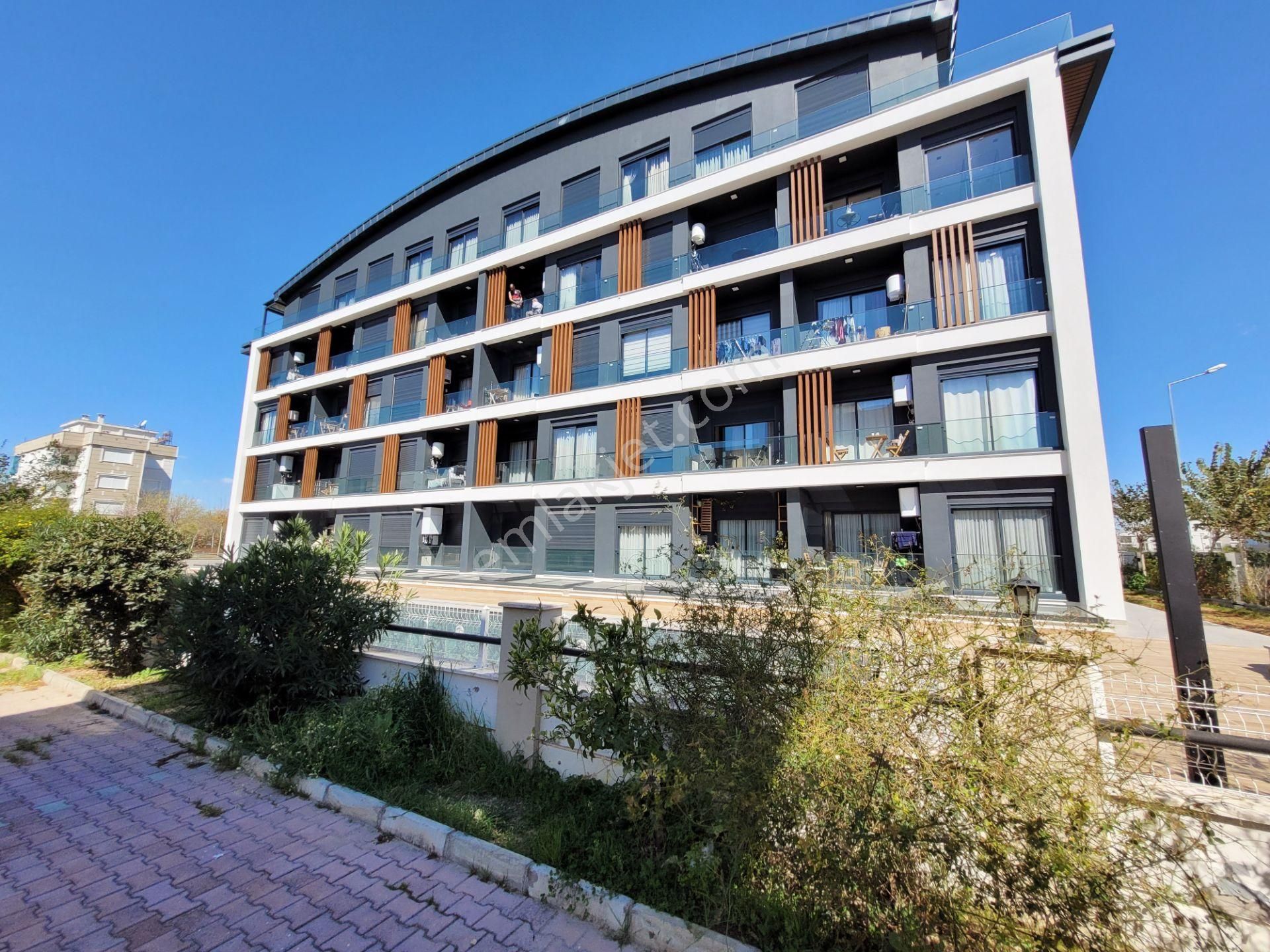 Çağlayan'da Avlu Modern Evlerinde 1+1 Yatırımlık Daire - Görsel 33