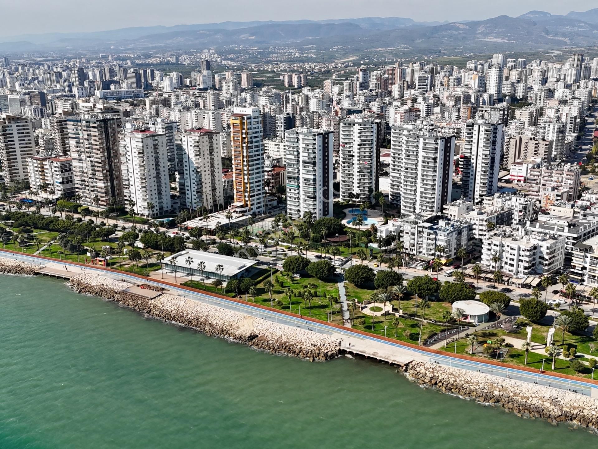 Öner Konutları - Denize Sıfır Konumda Satılık 3+1 Daire