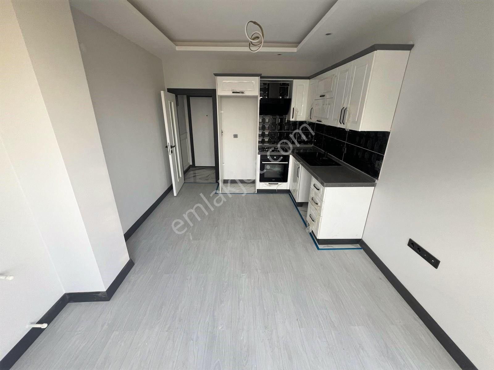 Akçay Aras Emlaktan Altınkumda Sıfır 1+1 Daire - Görsel 3