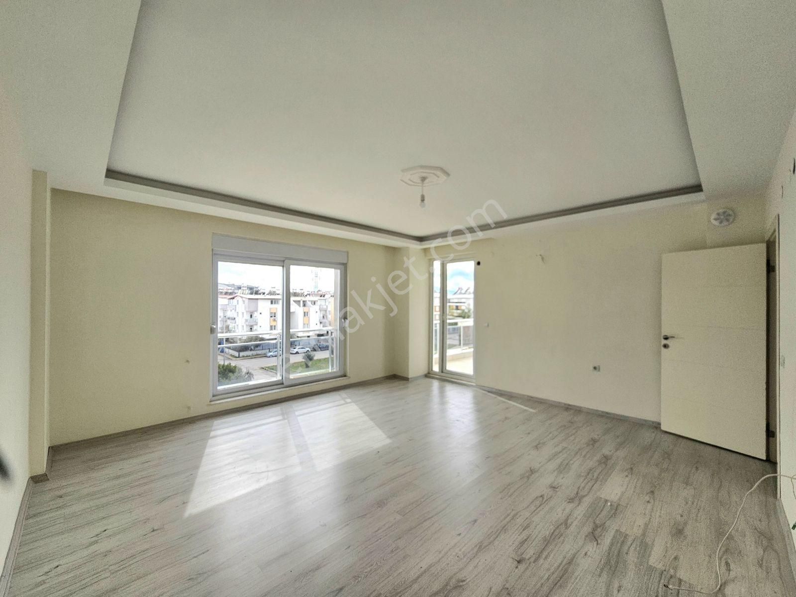 Habibler'de Havuzlu Lüx Sitede Satılık 3+1 145m2 Arakat Daire ! - Görsel 15