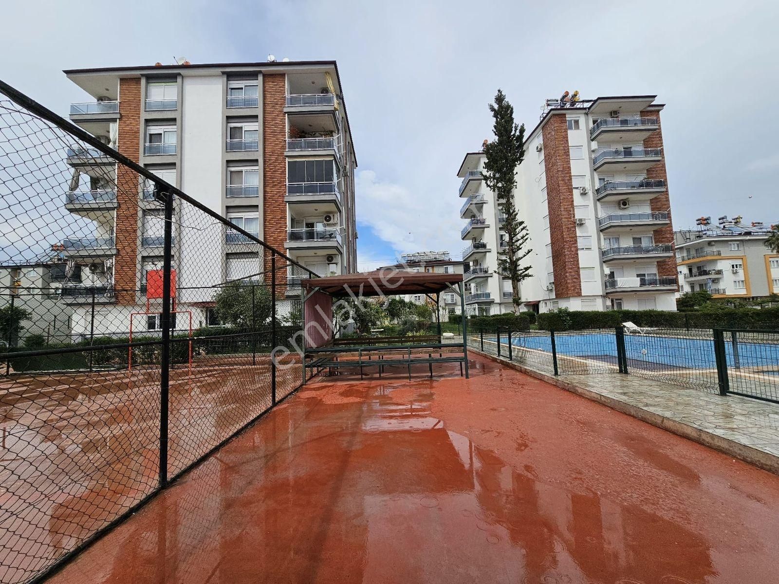 Habibler'de Havuzlu Lüx Sitede Satılık 3+1 145m2 Arakat Daire ! - Görsel 9