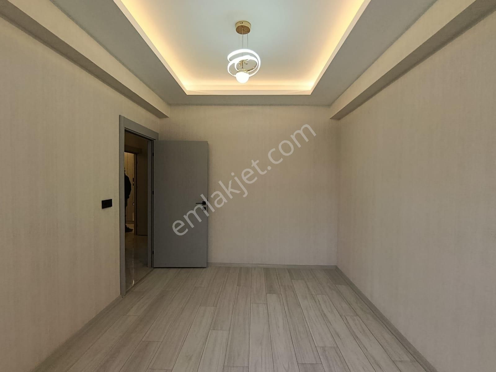 2+1 Geniş Sıfır Akıllı Ev Sistem Dairelerkaratay Çimenlikte - Görsel 22