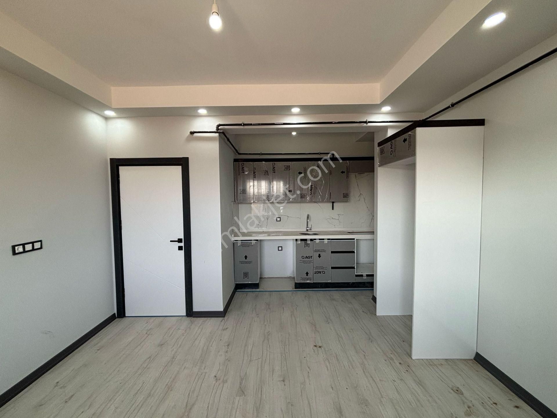 **eryıldız İnşaat'tan**acill İskanlı Kapalı Otoparklı 100m2 Lüks 2+1 Yüksek Giriş - Görsel 4
