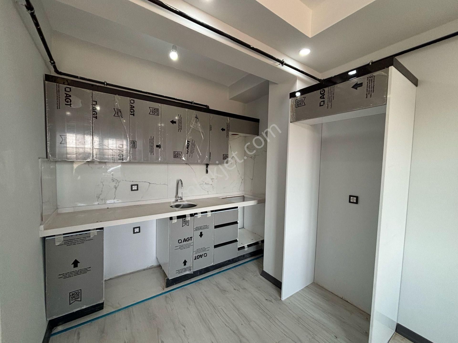 **eryıldız İnşaat'tan**acill İskanlı Kapalı Otoparklı 100m2 Lüks 2+1 Yüksek Giriş - Görsel 12