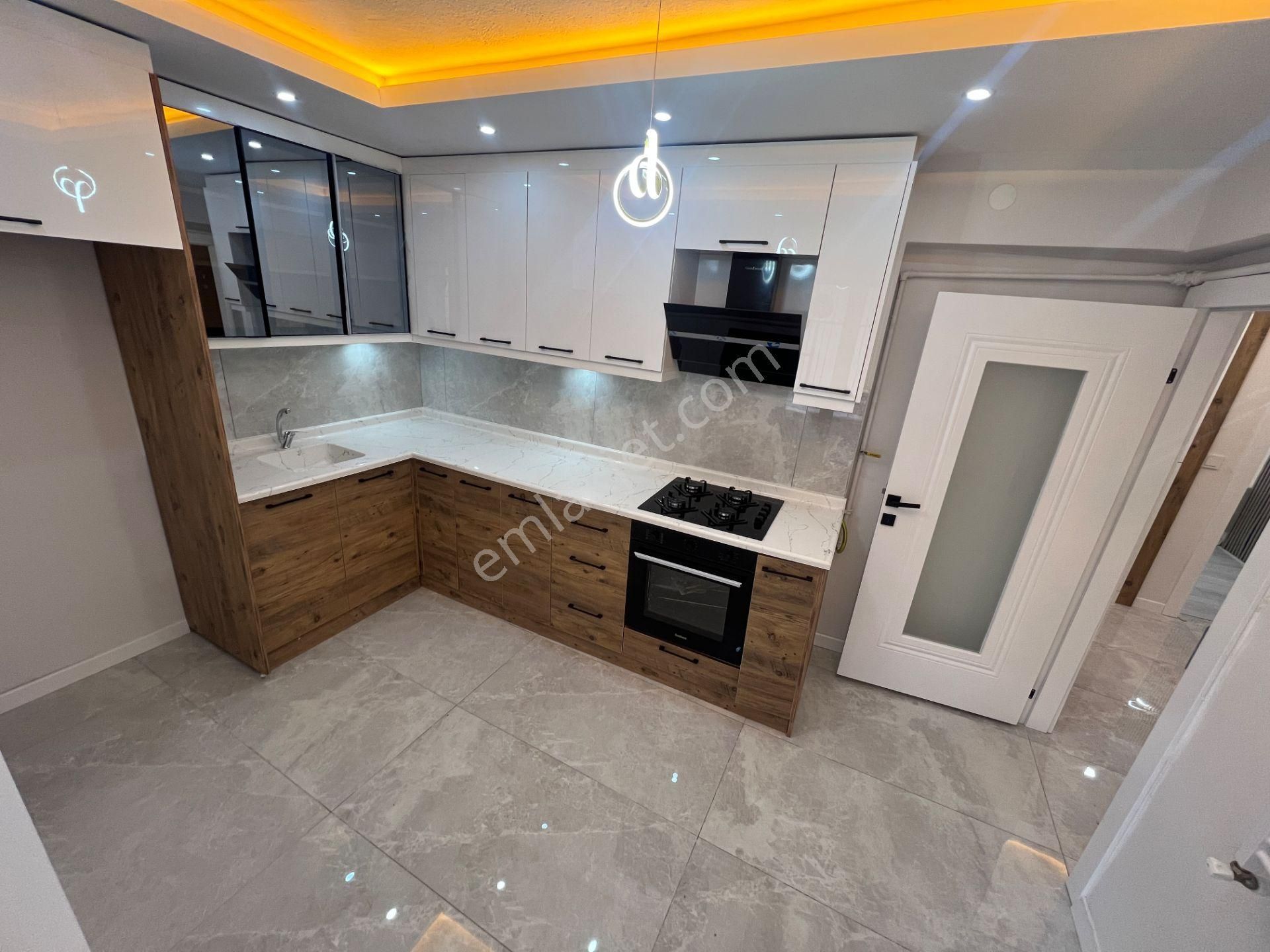 Sincan Plevne Mah Salon Bagımsız 3+1 Yapılı Genıs Satılık Daire - Görsel 4