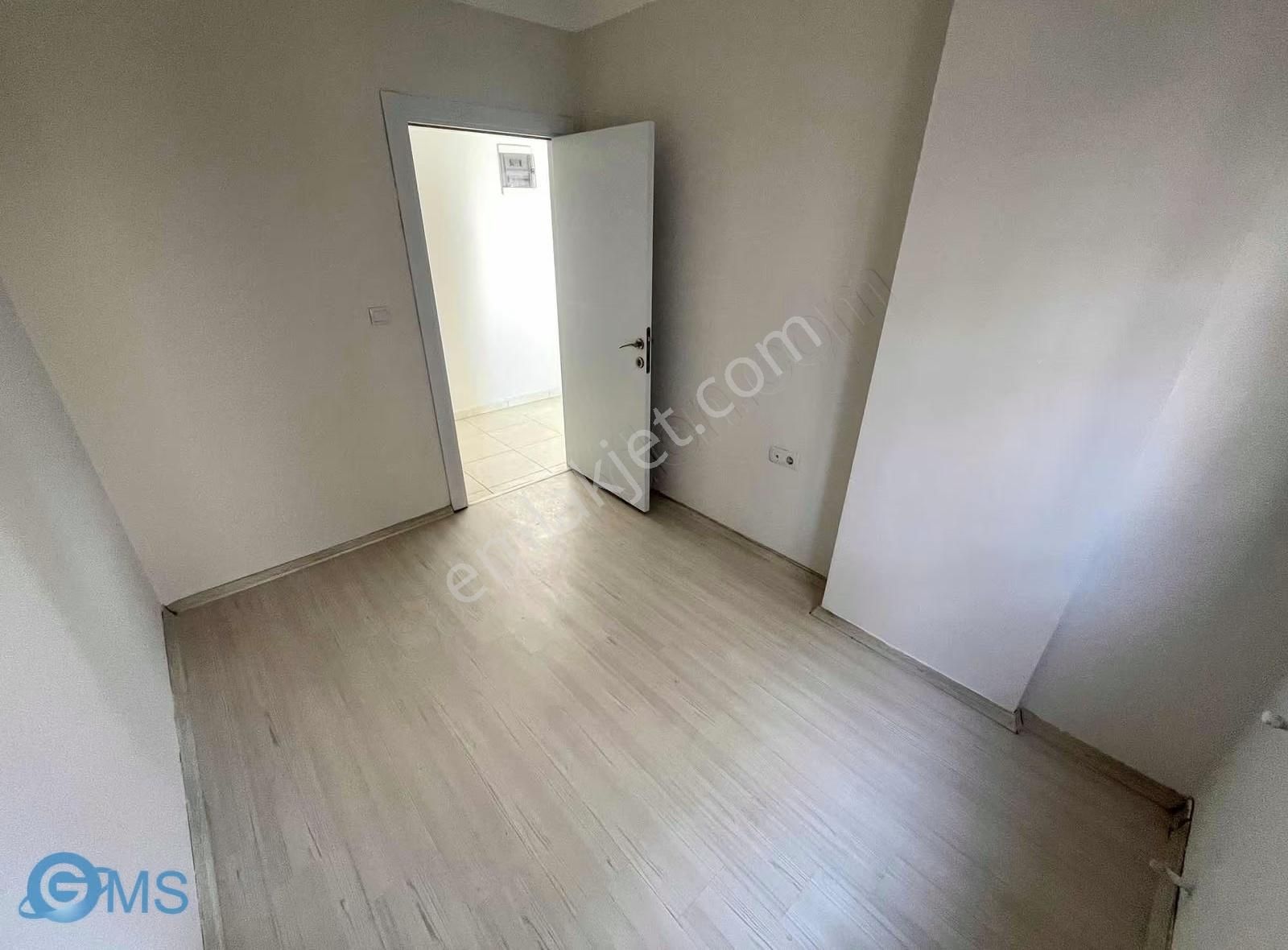 Üniversite'ye Yakın Asansörlü Ayrı Mutfaklı Kiralık 2+1 - Görsel 8