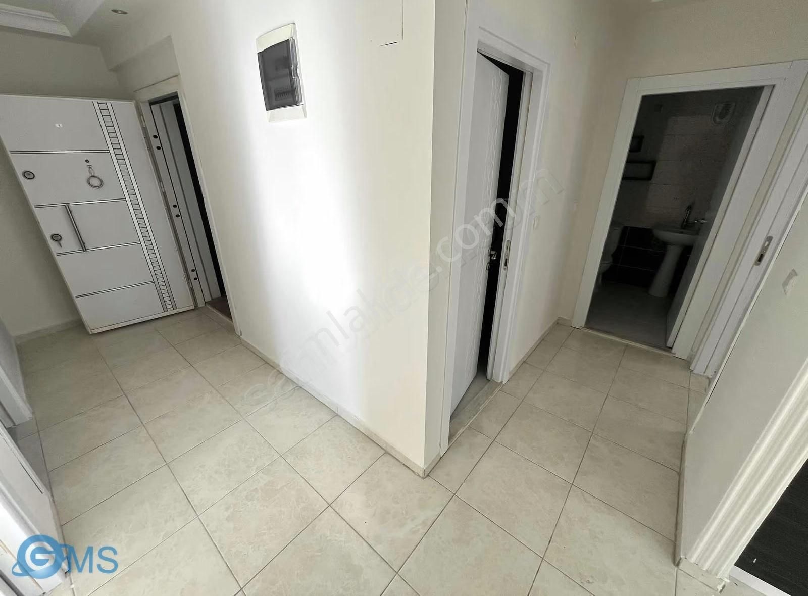 Üniversite'ye Yakın Asansörlü Ayrı Mutfaklı Kiralık 2+1 - Görsel 13