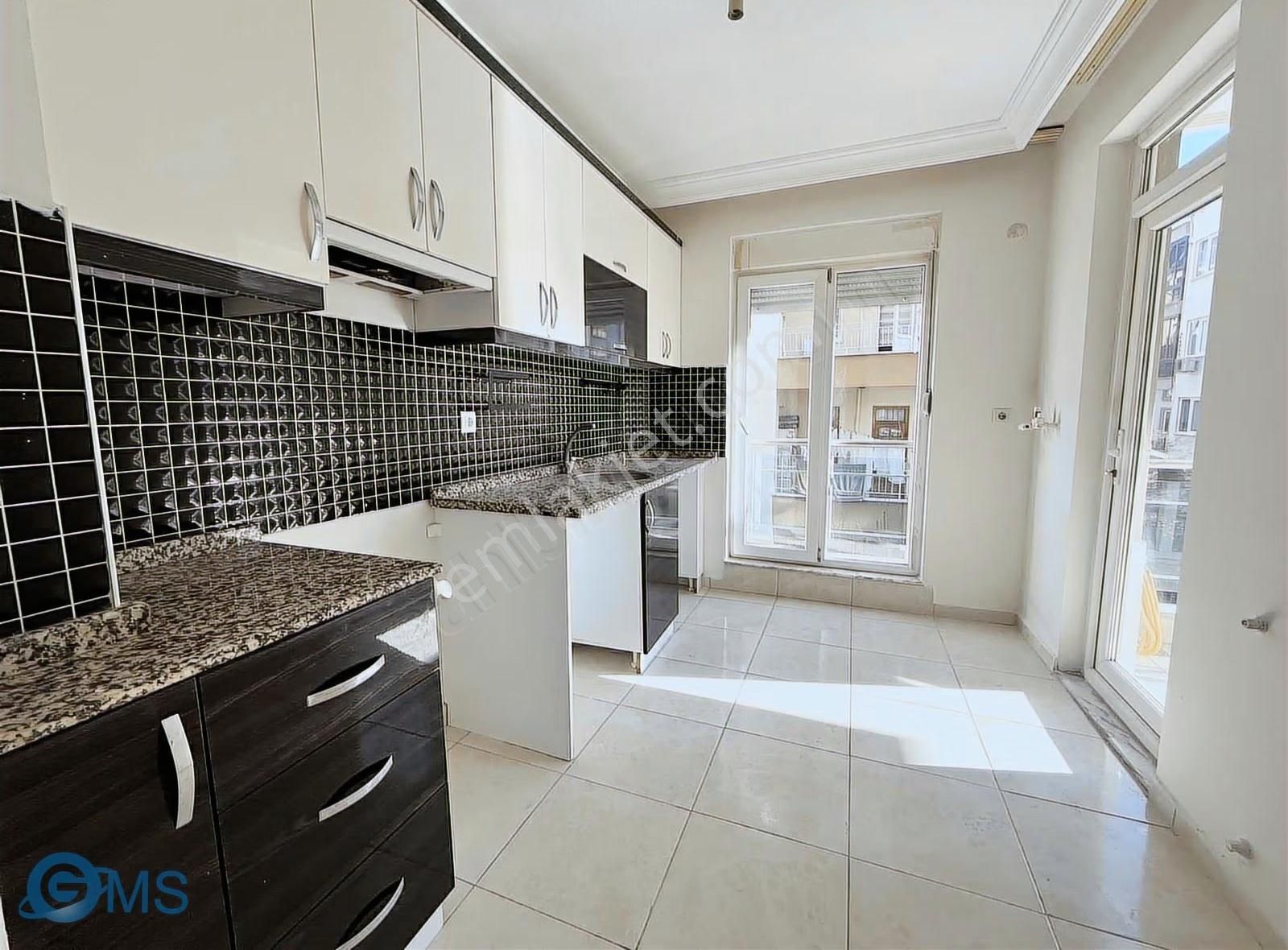 Üniversite'ye Yakın Asansörlü Ayrı Mutfaklı Kiralık 2+1 - Görsel 6