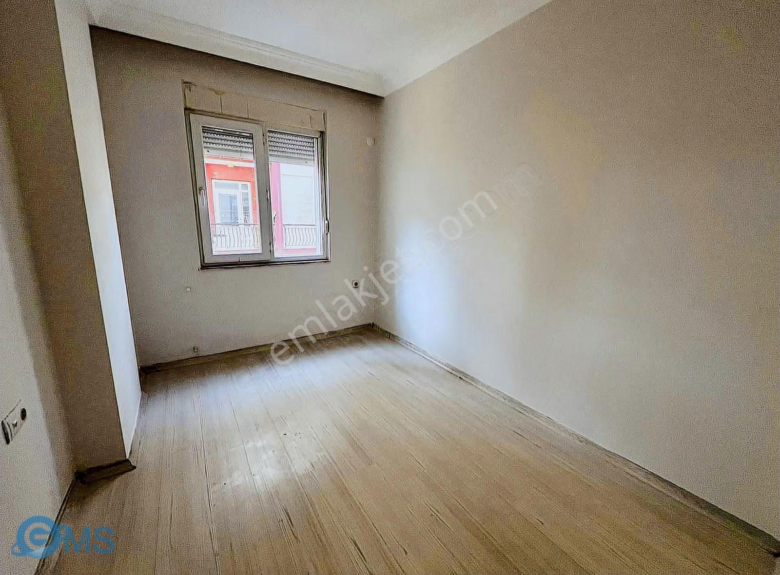 Üniversite'ye Yakın Asansörlü Ayrı Mutfaklı Kiralık 2+1 - Görsel 24