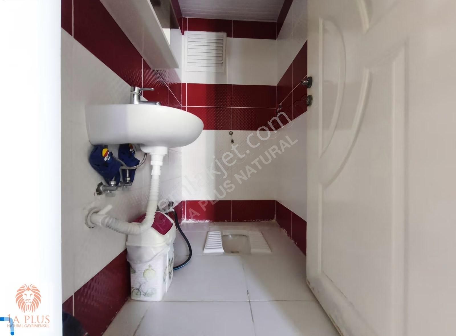 Tramvaya Çok Yakın Havuzlu Site Çok Genıs 190m2 3+1satılık Daire - Görsel 11