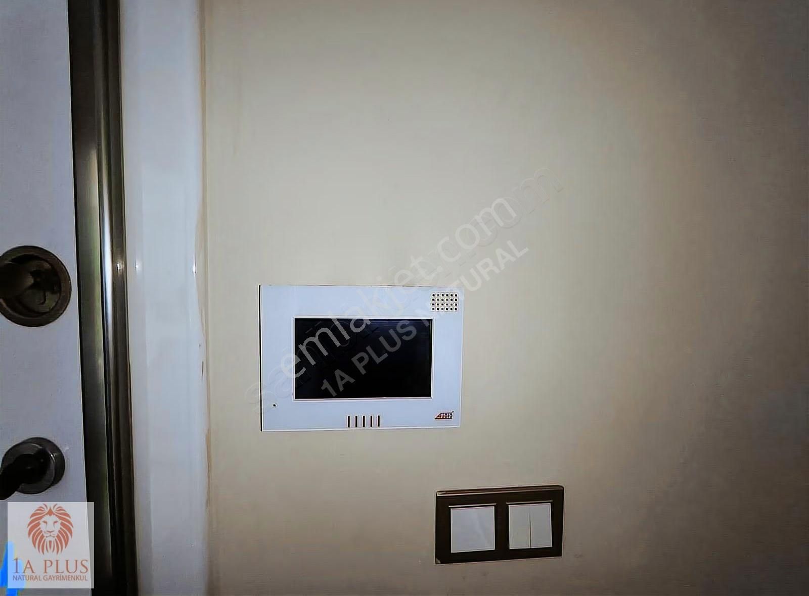 Tramvaya Çok Yakın Havuzlu Site Çok Genıs 190m2 3+1satılık Daire - Görsel 16