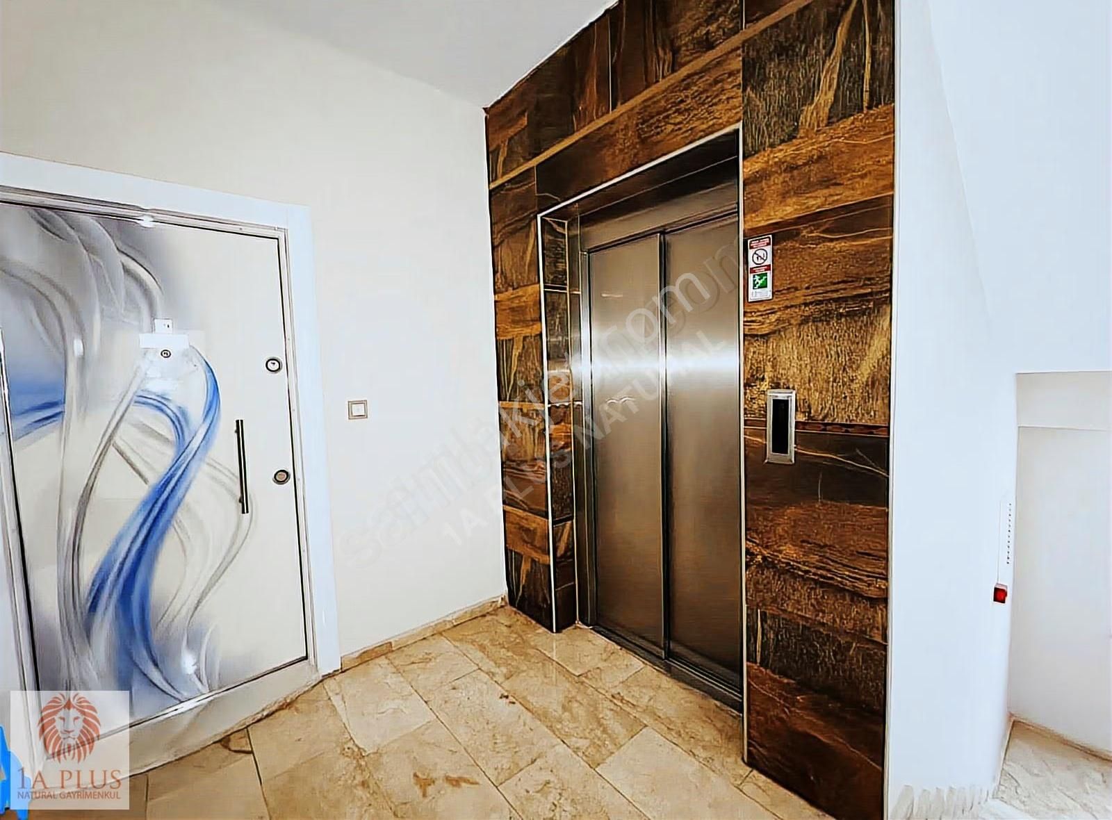 Tramvaya Çok Yakın Havuzlu Site Çok Genıs 190m2 3+1satılık Daire - Görsel 17