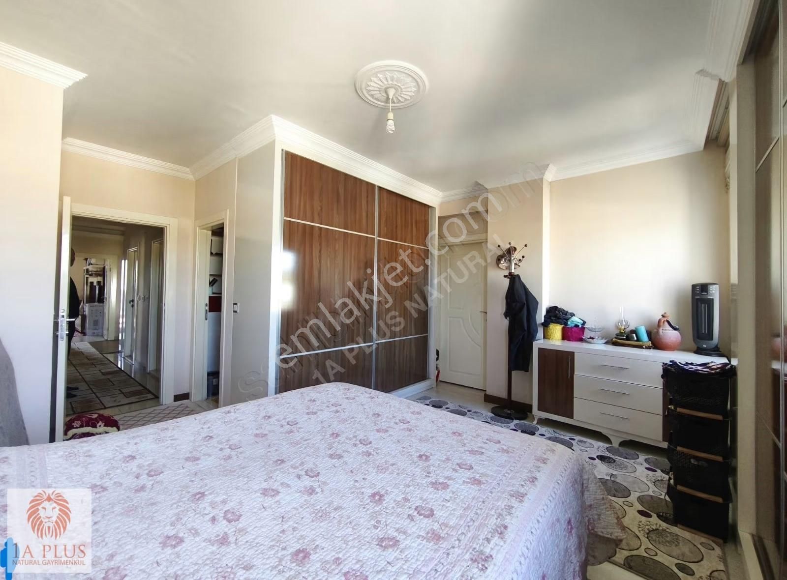 Tramvaya Çok Yakın Havuzlu Site Çok Genıs 190m2 3+1satılık Daire - Görsel 12