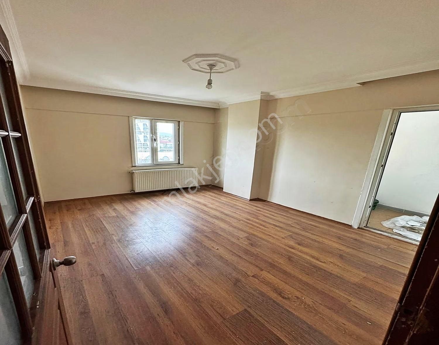 3m Yapıdan Sancaktepe Seçkin Teletaş Sitesinde 3+1 Kiralık Daire - Görsel 6