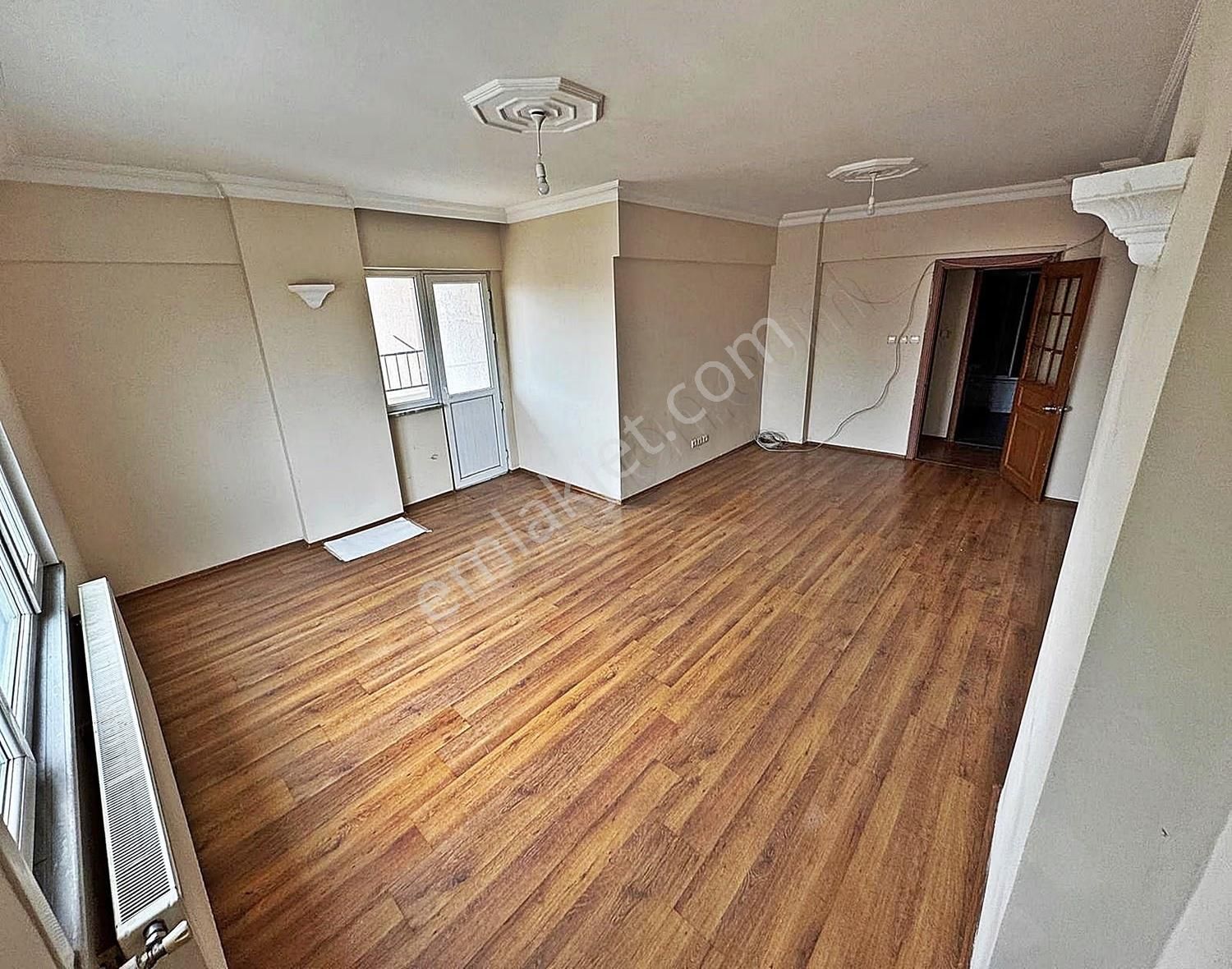 3m Yapıdan Sancaktepe Seçkin Teletaş Sitesinde 3+1 Kiralık Daire