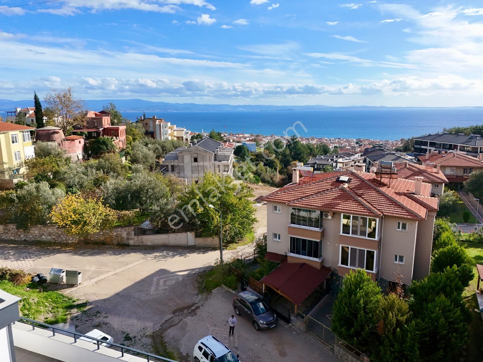 Aras Emlaktan Altınolukta Deniz Manzaralı 3+1 Dubleks Daire