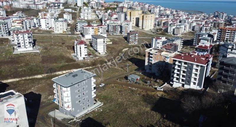 Remax Parla'dan Tramvaya 500 Mt Yerden Isıtmalı Lüks 1+1 - Görsel 2