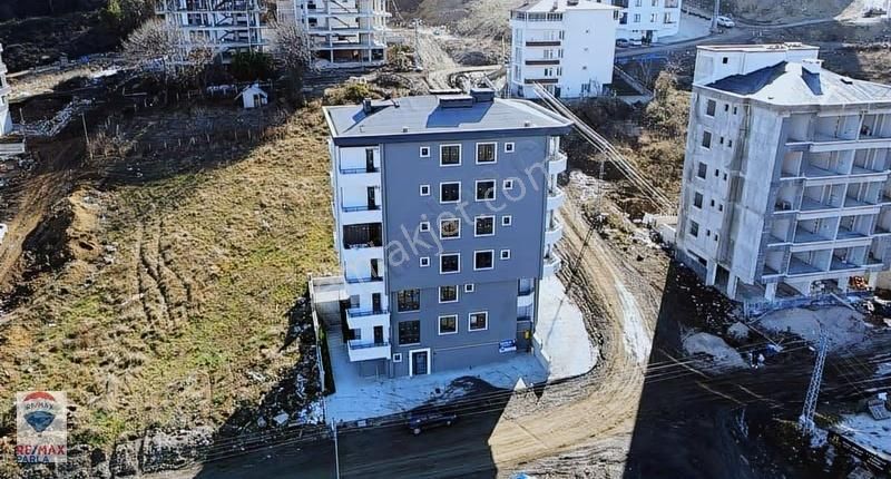 Remax Parla'dan Tramvaya 500 Mt Yerden Isıtmalı Lüks 1+1 - Görsel 24