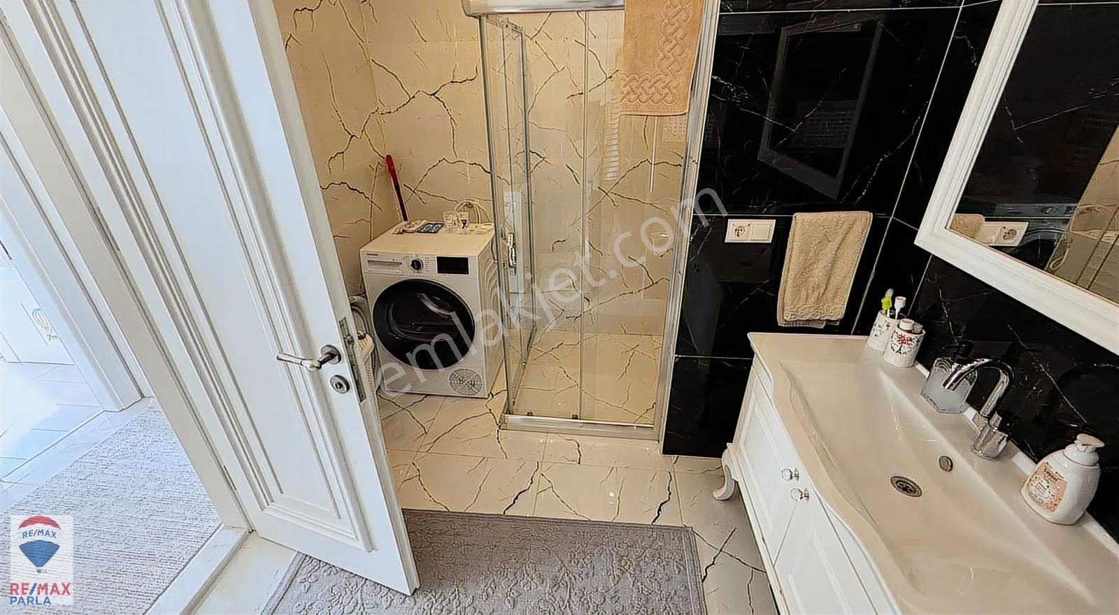 Gökdelenler Bölgesinde Deniz Manzaralı Premium 4+1 Butik Site - Görsel 6