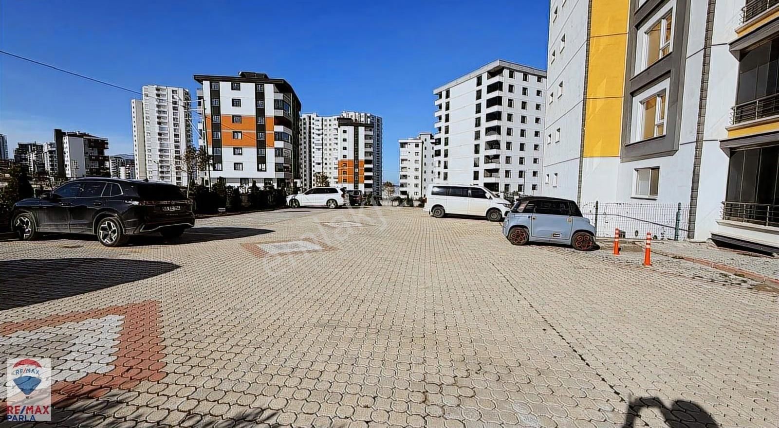 Gökdelenler Bölgesinde Deniz Manzaralı Premium 4+1 Butik Site - Görsel 8