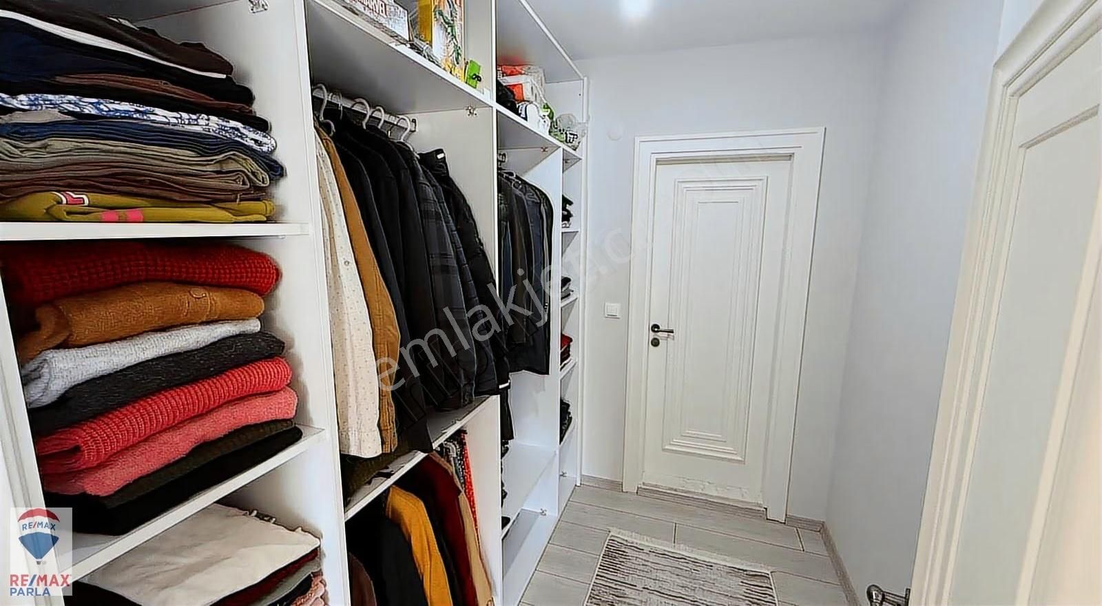 Gökdelenler Bölgesinde Deniz Manzaralı Premium 4+1 Butik Site - Görsel 11