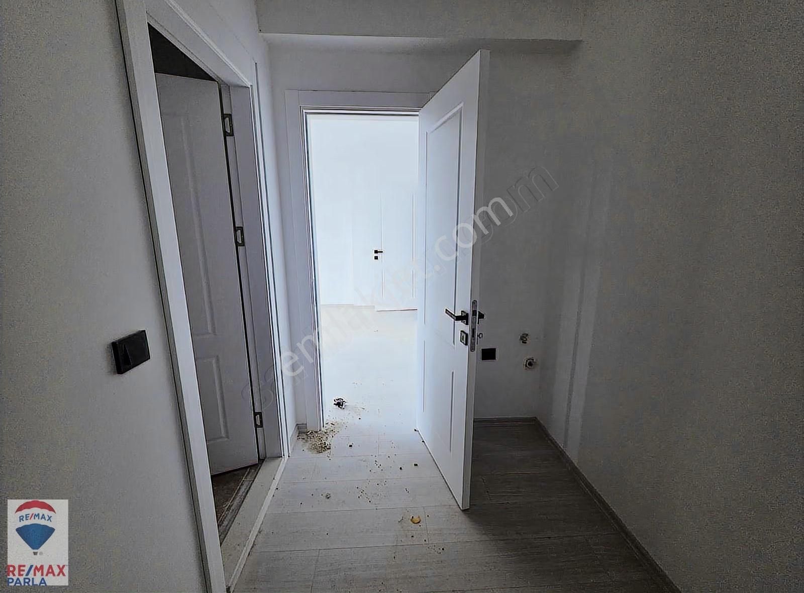 Beypınar'da, Gözde Mevkiide Ted Kolejine Yakın Lüks 3+1 Daire - Görsel 13