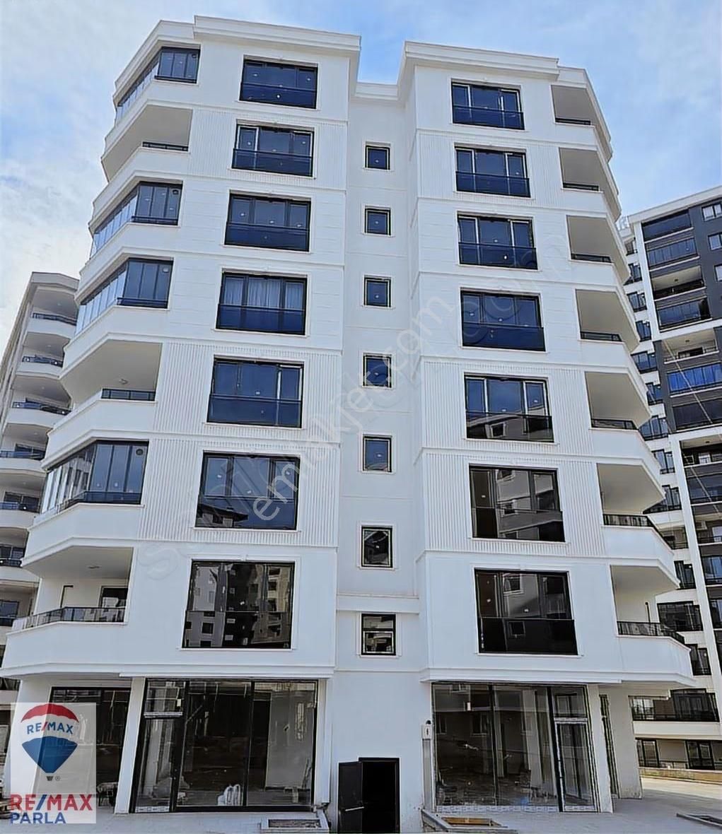 Beypınar'da, Gözde Mevkiide Ted Kolejine Yakın Lüks 3+1 Daire - Görsel 5