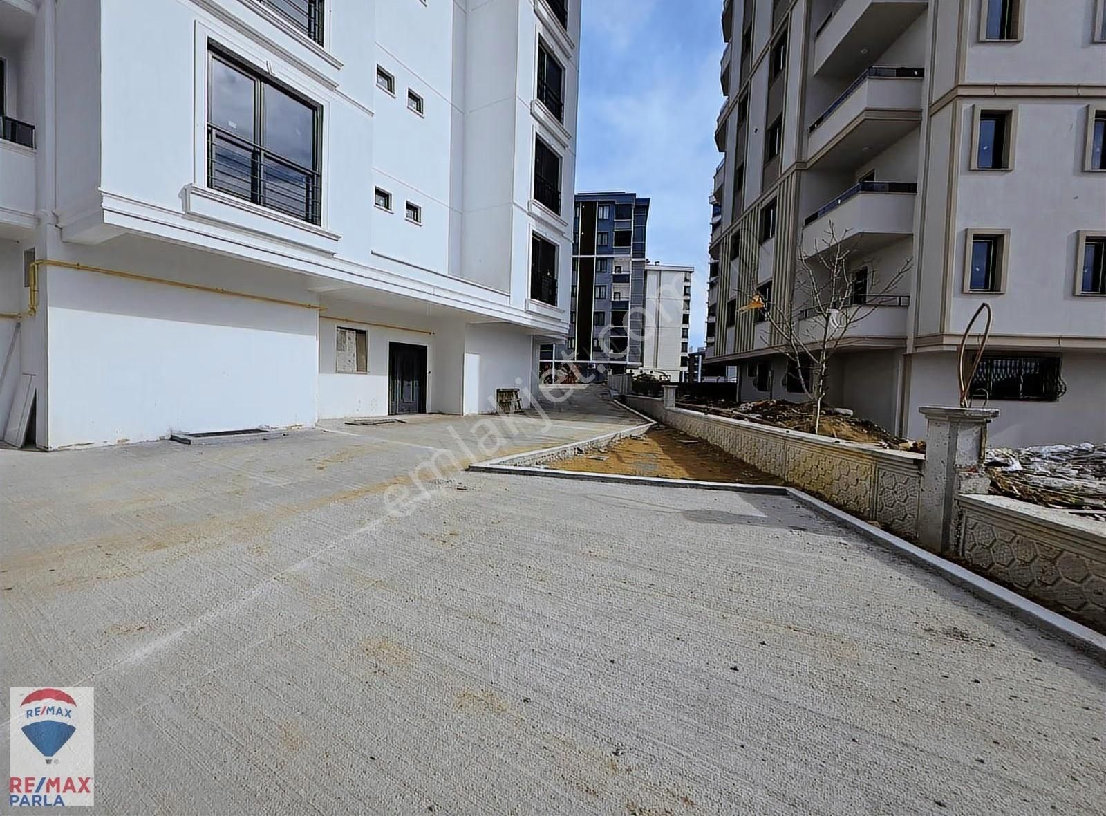 Beypınar'da, Gözde Mevkiide Ted Kolejine Yakın Lüks 3+1 Daire - Görsel 29