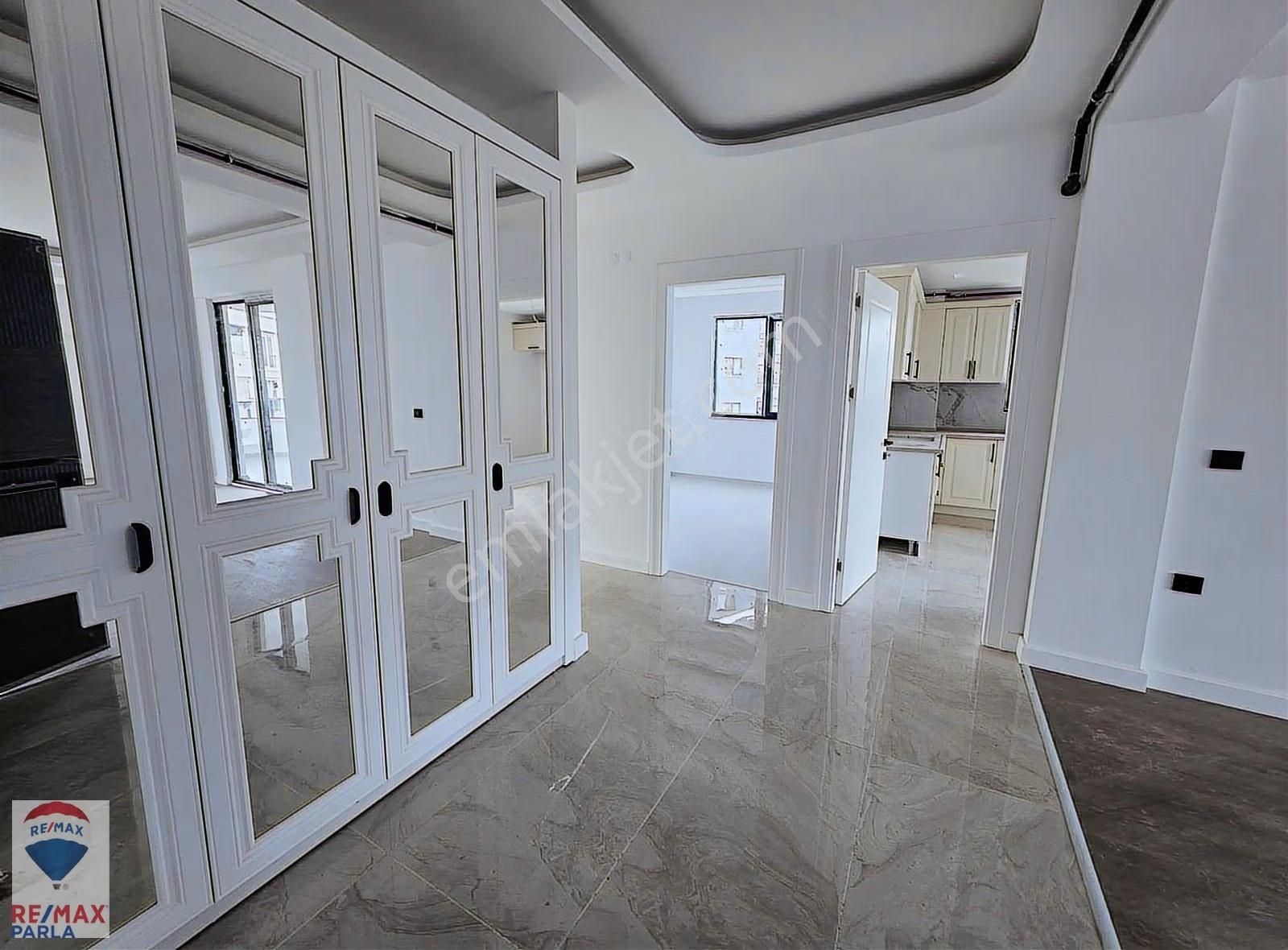 Beypınar'da, Gözde Mevkiide Ted Kolejine Yakın Lüks 3+1 Daire - Görsel 24