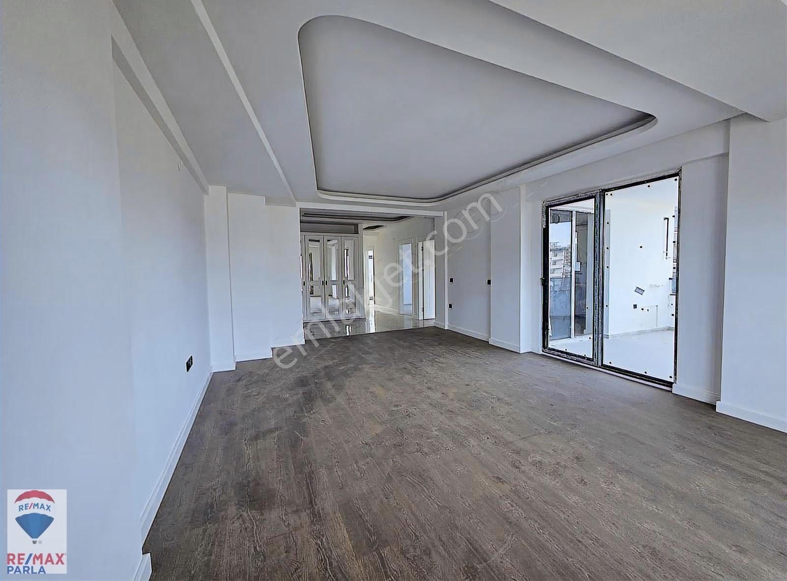 Beypınar'da, Gözde Mevkiide Ted Kolejine Yakın Lüks 3+1 Daire - Görsel 12