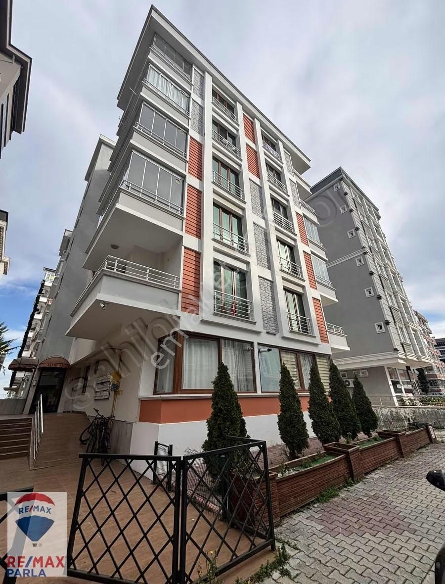 Remax/can Baydır/atatürk Blv. / Yeni Mah. Sahile Yürüme Mesafesi - Görsel 16