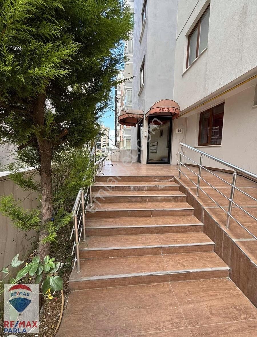 Remax/can Baydır/atatürk Blv. / Yeni Mah. Sahile Yürüme Mesafesi - Görsel 3