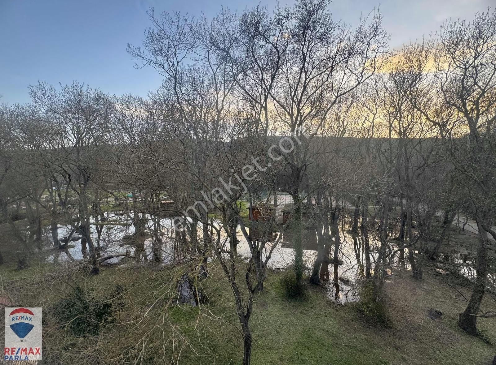 Ana Yola Cephe Orman Manzaralı Satılık 1+1 Daire - Görsel 16