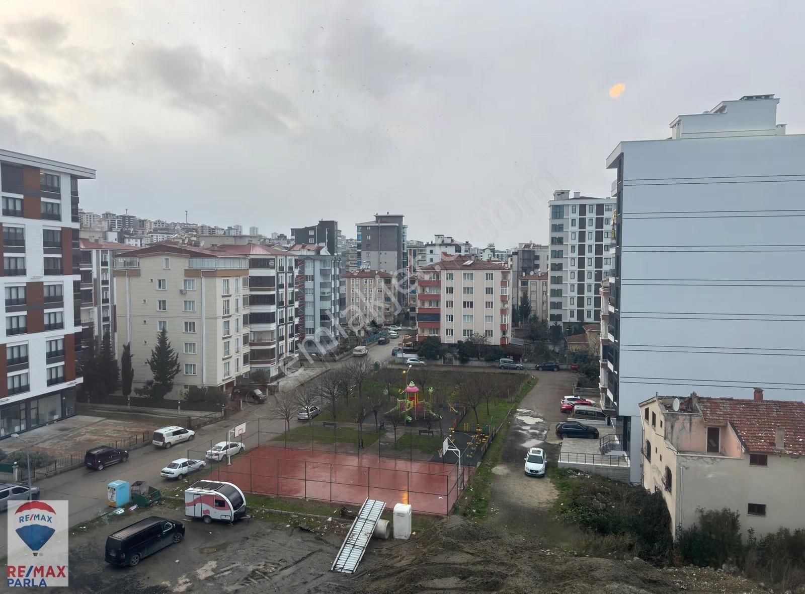 Yenimahalle Anayol Üstünde Şehrin En Geniş 1+1'i / Remax Gökhan - Görsel 18