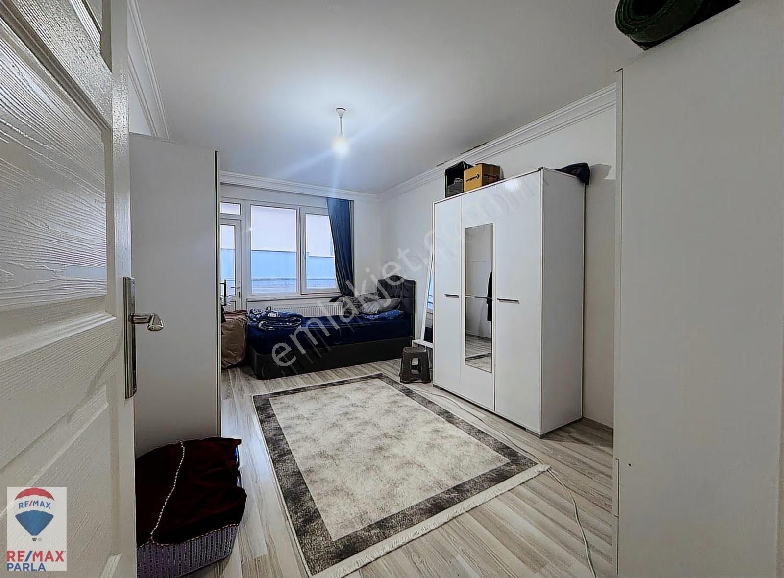 Yenimahalle Anayol Üstünde Şehrin En Geniş 1+1'i / Remax Gökhan - Görsel 21