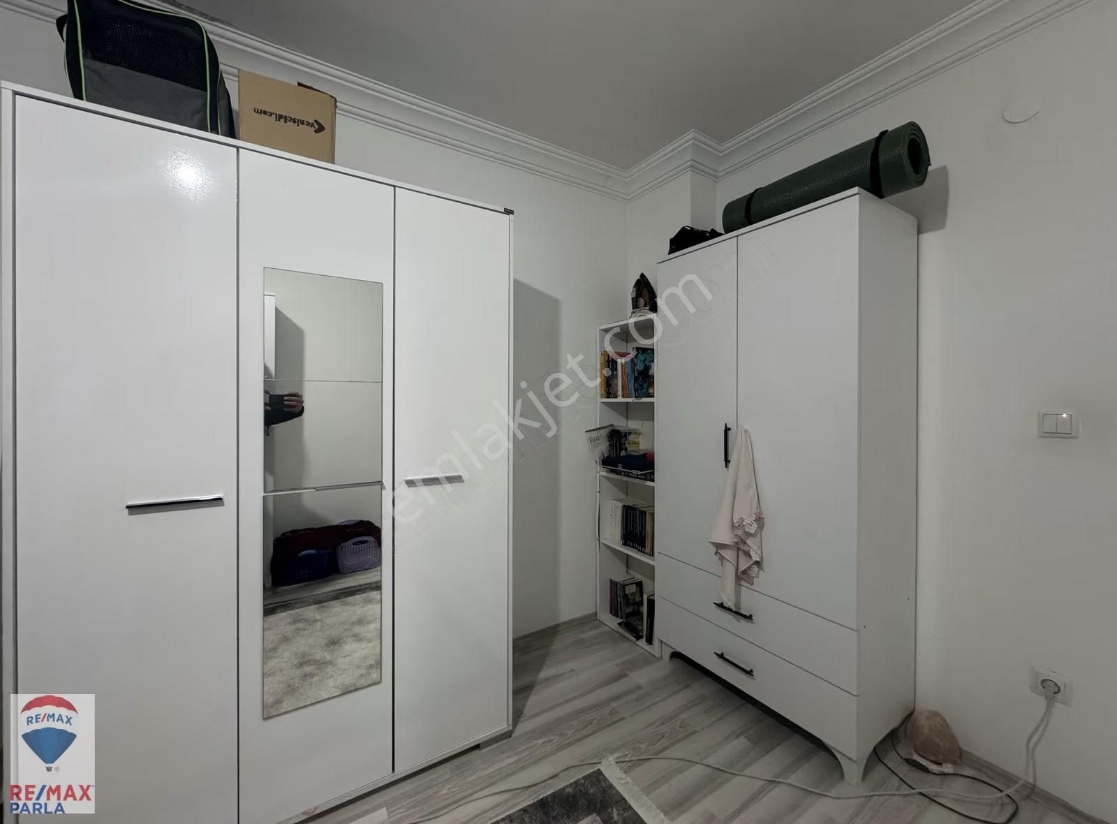 Yenimahalle Anayol Üstünde Şehrin En Geniş 1+1'i / Remax Gökhan - Görsel 9