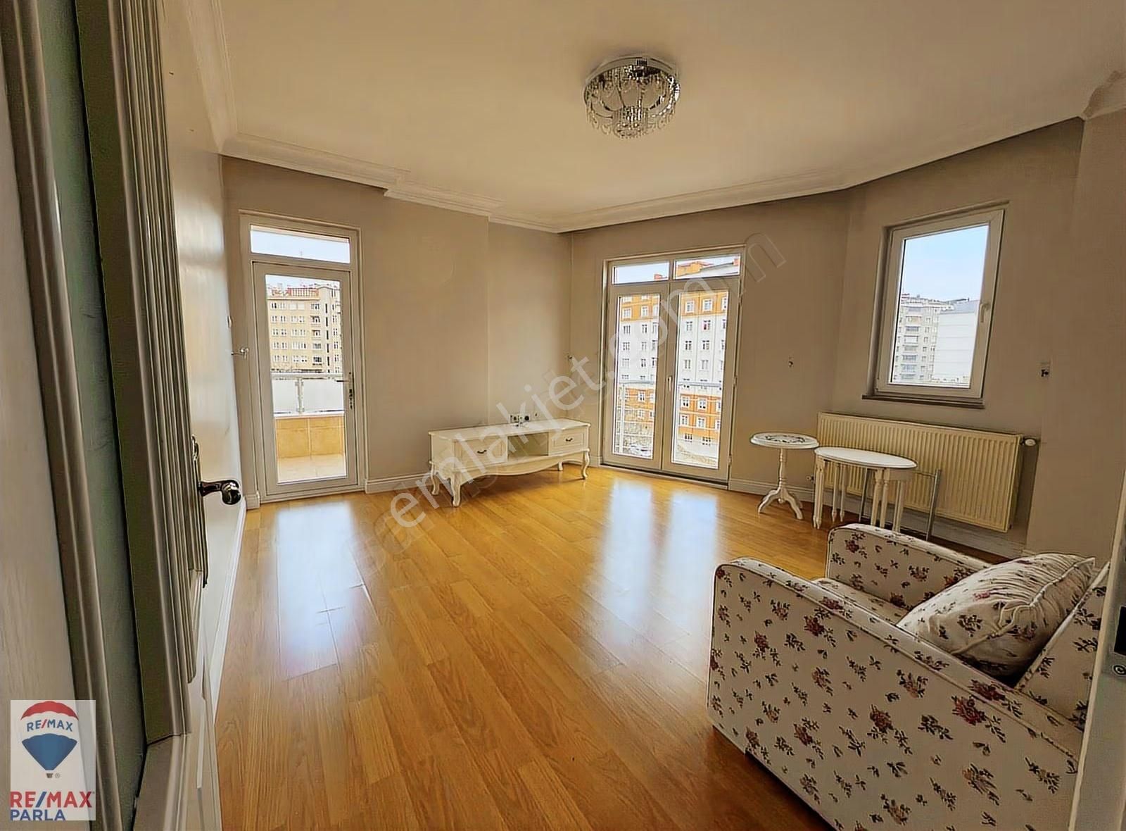 Şehrin Merkezinde Geniş, Ferah Ve Kullanışlı 4+1 Daire! - Görsel 17