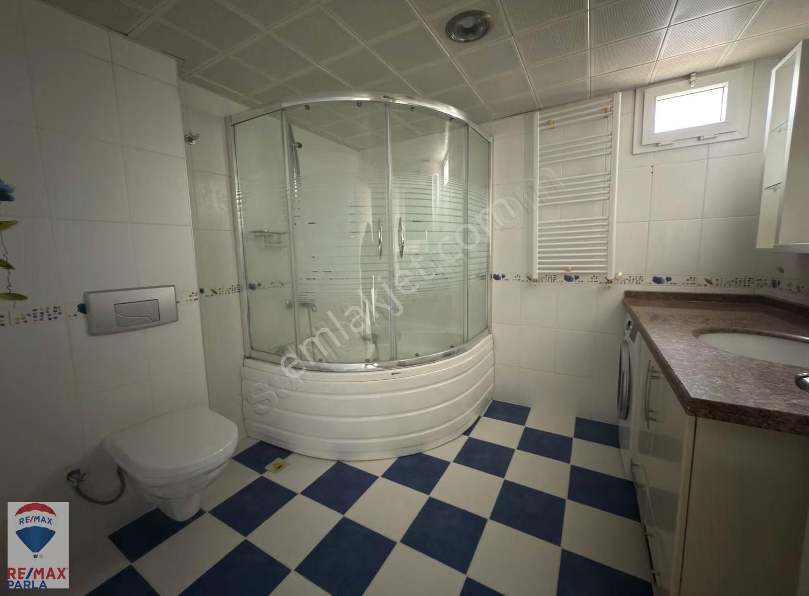 Şehrin Merkezinde Geniş, Ferah Ve Kullanışlı 4+1 Daire! - Görsel 24