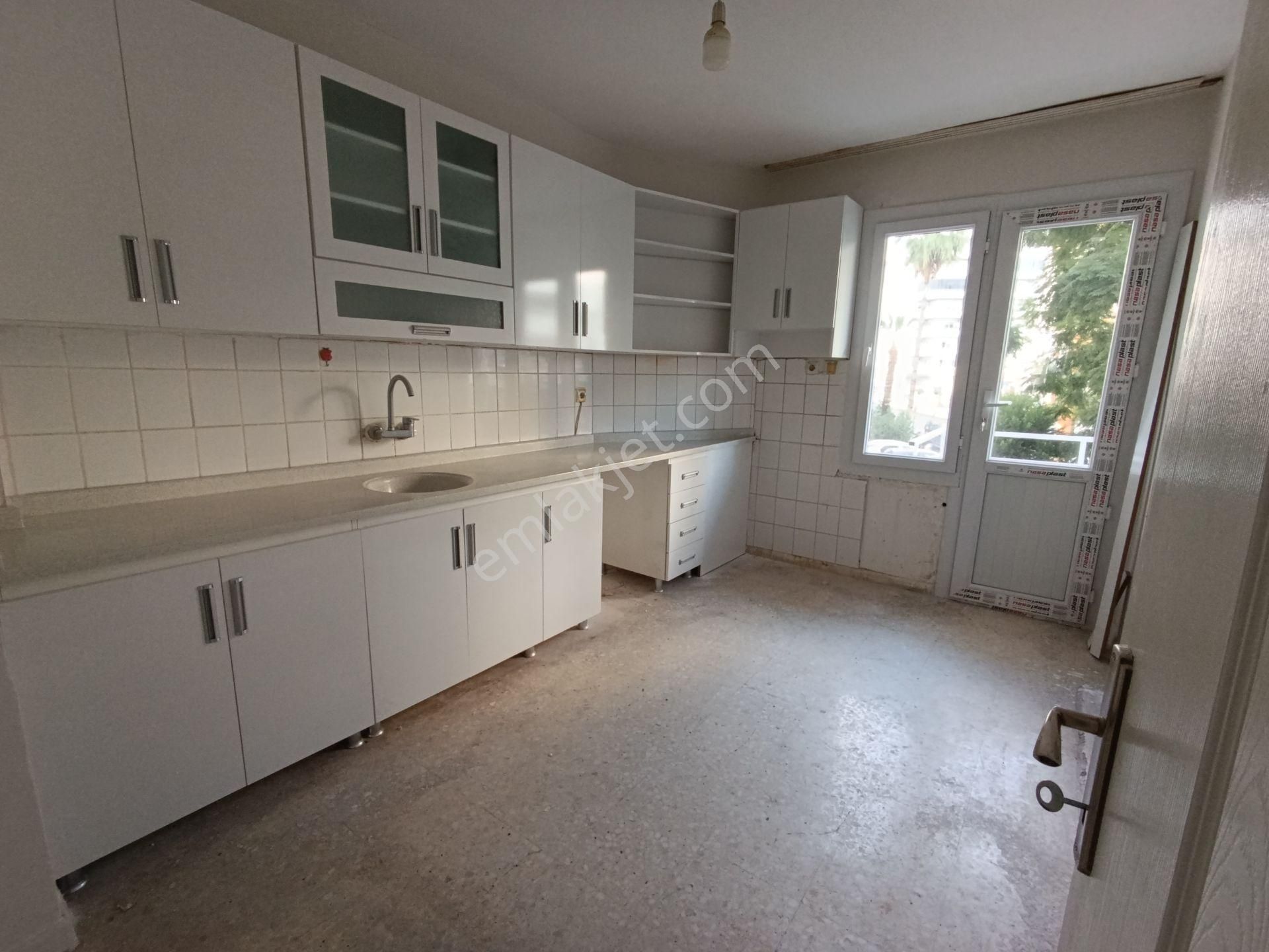 Menderes Mah. Limon Cad. De Site İçerisinde Satılık Daire - Görsel 5